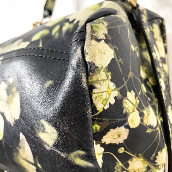 Givenchy Pandora Crossbody - Picture 13 of 16